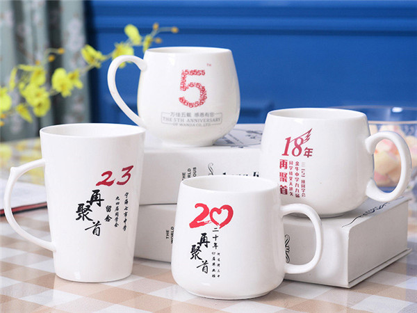 陶瓷杯彩印機-陶瓷杯印刷機(圖1) 陶瓷杯彩印機-陶瓷杯印刷機(圖1)